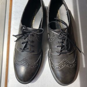 Christian Siriano Oxfords Size 9 Women’s